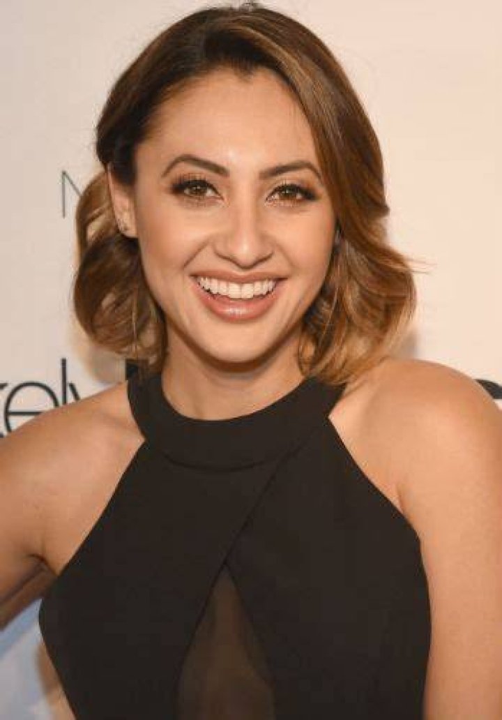 Francia Raisa height
