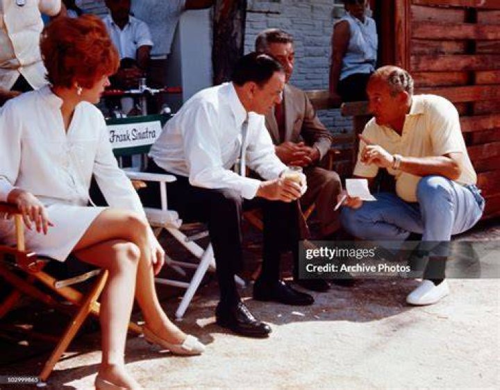 Frank Sinatra on the set of his television program The Frank Sinatra Show in 1950