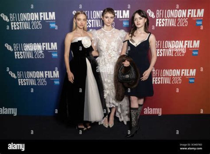From Left to Right - Thomasin McKenzie, Dame Patsy Reddy, Dame Kate Harcourt, and Miranda Harcourt at a dinner celebrating the 125th anniversary of women's suffrage in New Zealand in August 2016