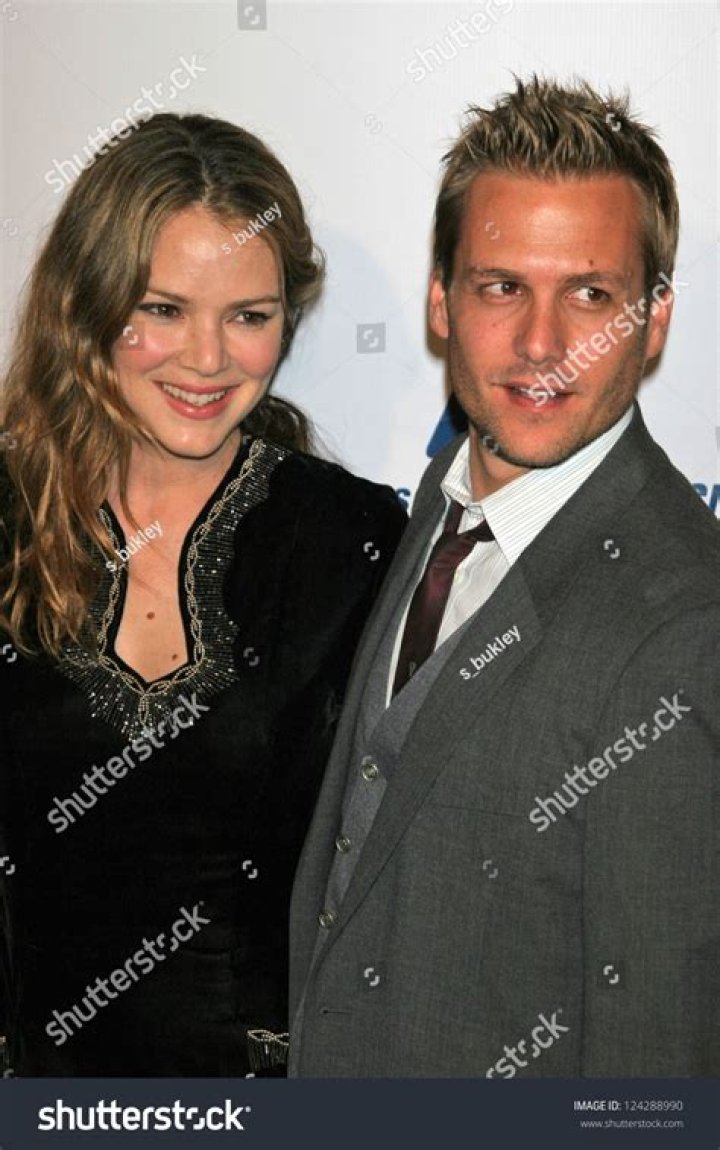Gabriel Macht and Jacinda Barrett at the Bloodline premiere in March 2015
