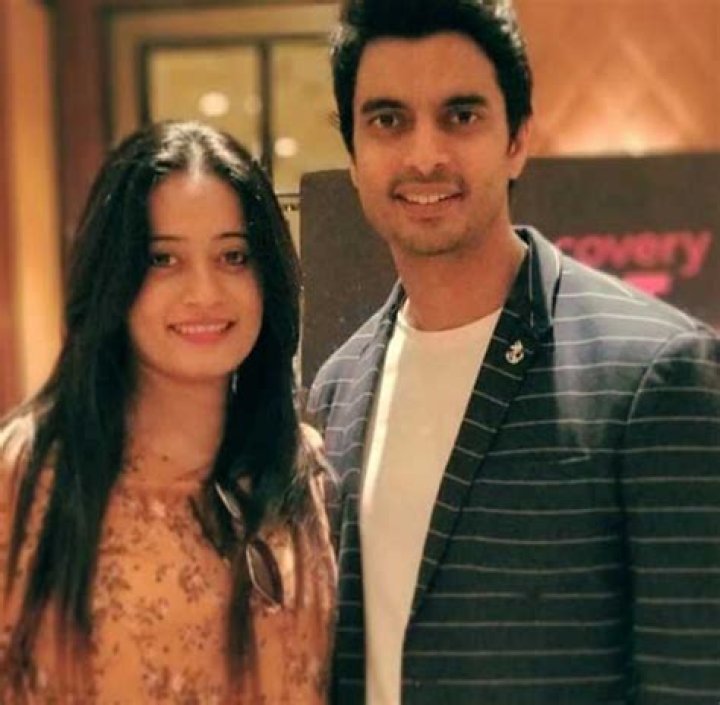 Gashmeer Mahajani and Gauri Deshmukh in an Instagram post in February 2022