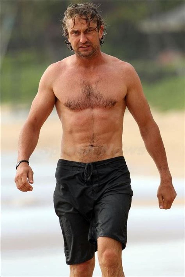 Gerard Butler athletic body