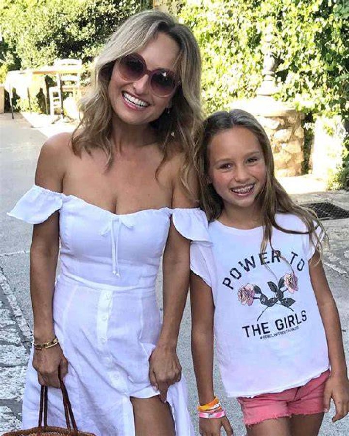Giada De Laurentiis and daughter Jade Thompson on a family outing at LAX on August 17, 2016