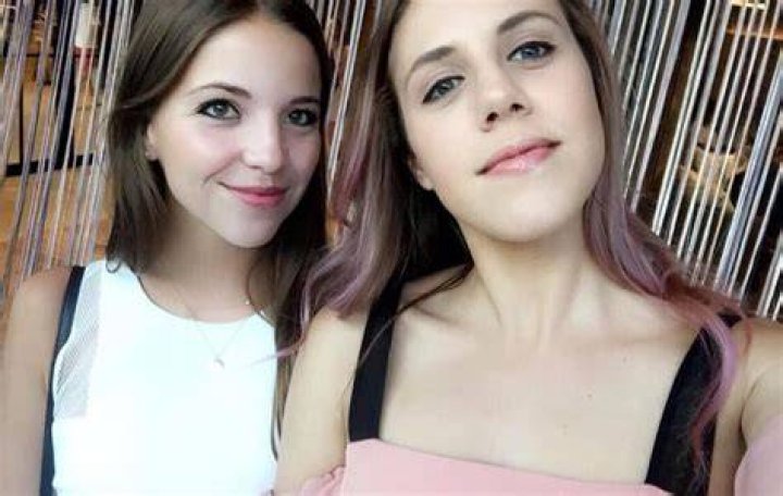 Glory Norman (Right) in a selfie with Emma Fredwall Karlsson in August 2017