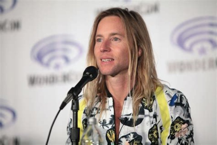 Greg Cipes speaking at the WonderCon in March 2016