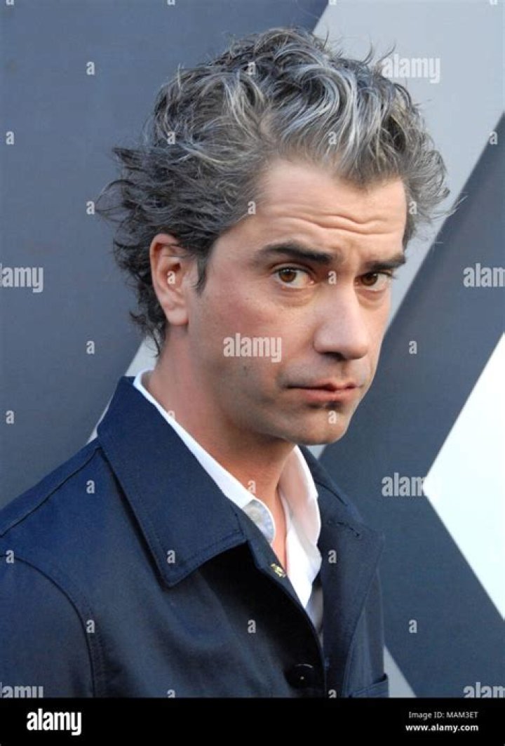 Hamish Linklater in Los Angeles, California in February 2007