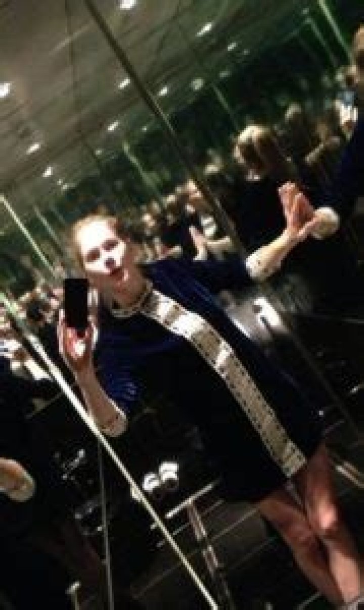 Hanna Alstr&ouml;m sharing her candid selfie in November 2013