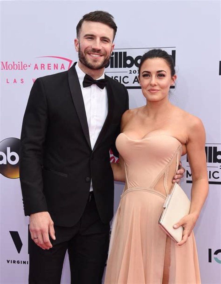 Hannah Lee Fowler and Sam Hunt sharing a romantic moment