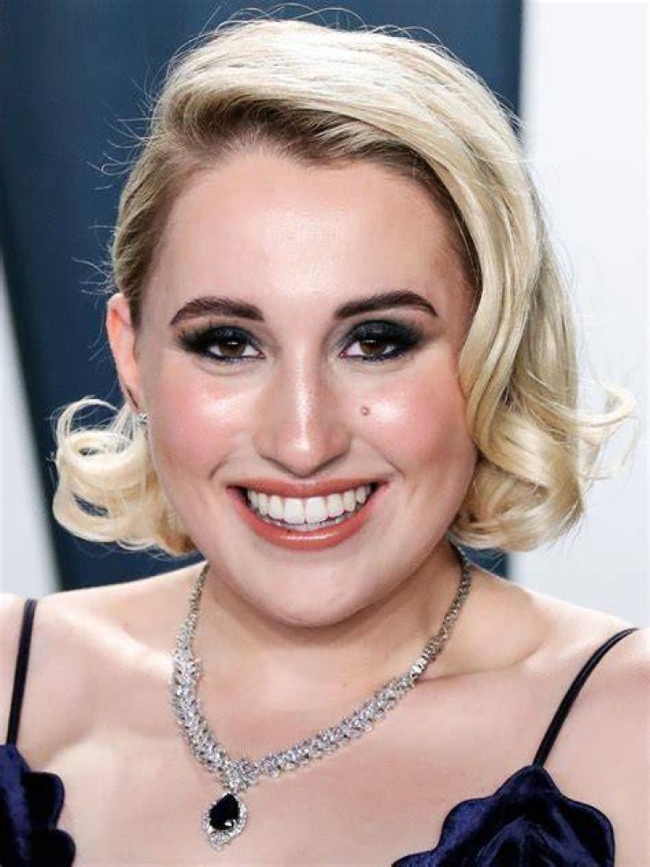 Harley Quinn Smith in a selfie with Corey Ring