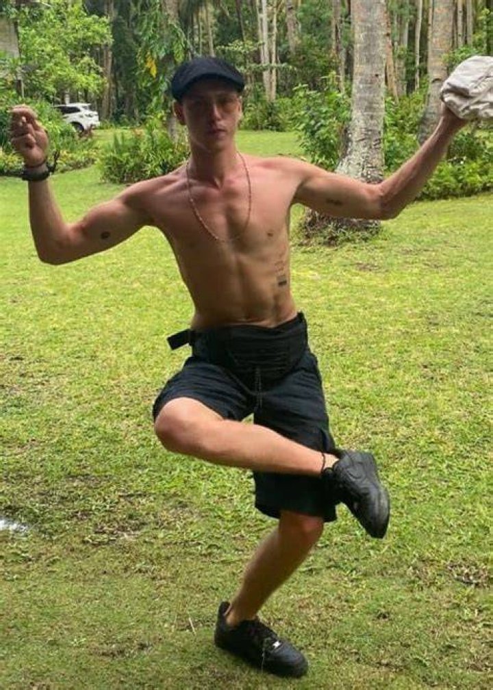 Harris Dickinson in an Instagram post in March 2018