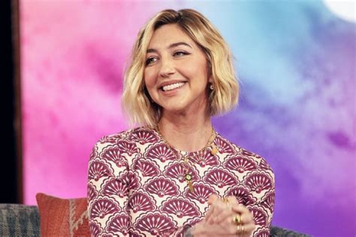 Heidi Gardner as seen in a picture with her husband Zeb Wells in August 2016