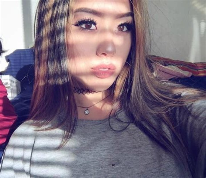Hello Langie in a selfie as seen in July 2016