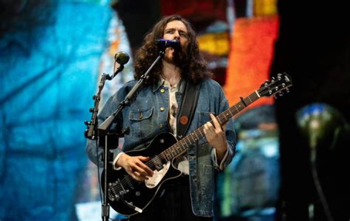 Hozier performing Nobody on the Wasteland Baby! tour at the Glasgow Royal Concert Hall in 2019