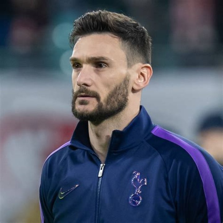 Hugo Lloris in a selfie with his wife Marine Lloris in London in April 2018
