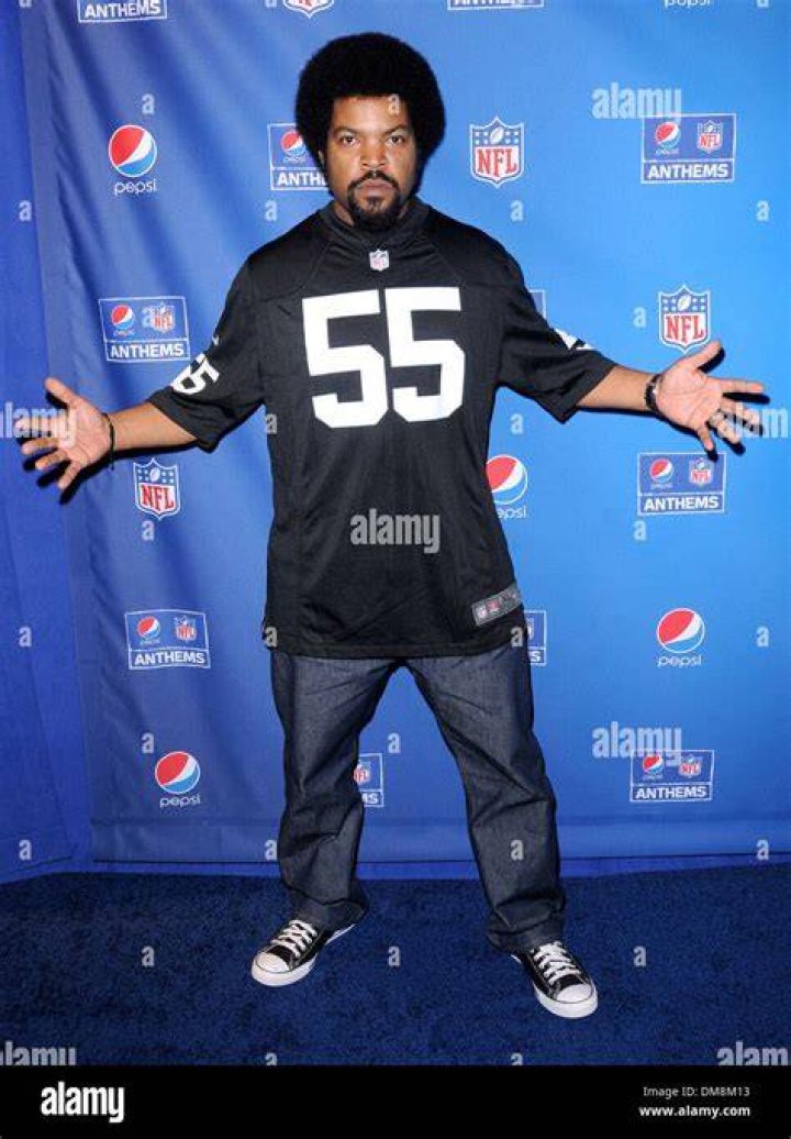 Ice Cube at the NFL match between St. Louis Rams and the Tampa Bay Buccaneers in December 2015