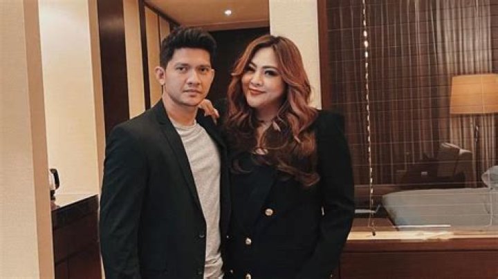 Iko Uwais and Audy Item in an Instagram selfie as seen in April 2017