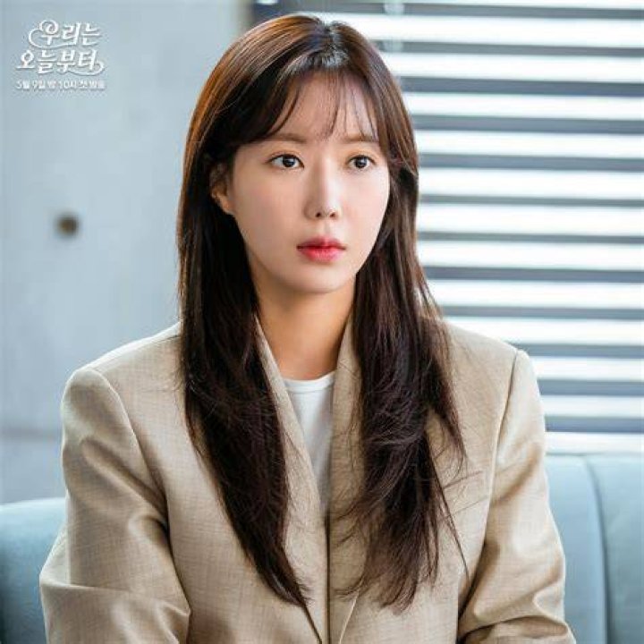 Im Soo-hyang as seen while taking a mirror selfie in April 2021