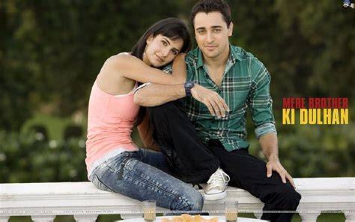 Imran Khan and Katrina Kaif at the 'Mere Brother Ki Dulhan' audio release in 2011
