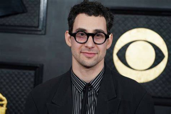 Jack Antonoff (right) and Nate Ruess seen performing onstage in 2012