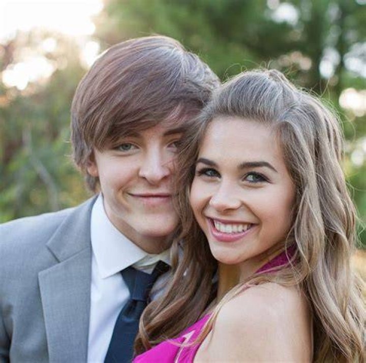 Jack Brinkman and Gabrielle Moses in a selfie in June 2019