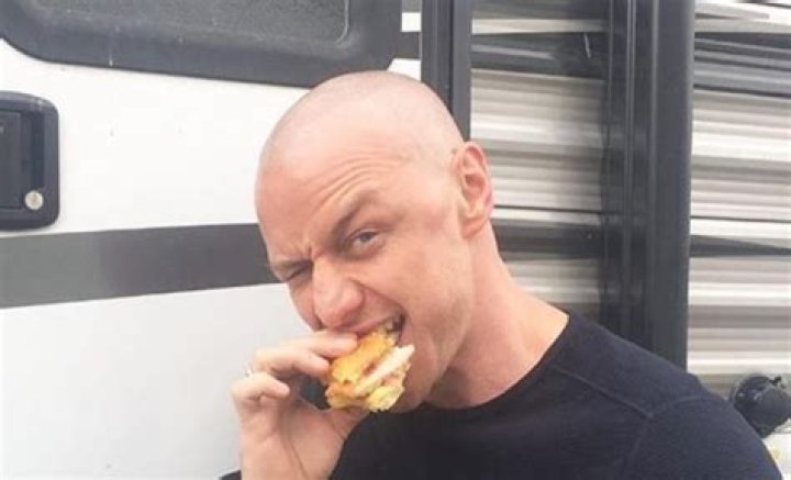 James McAvoy eating a turkey schnitzel at Café Baba Yaga in October 2017