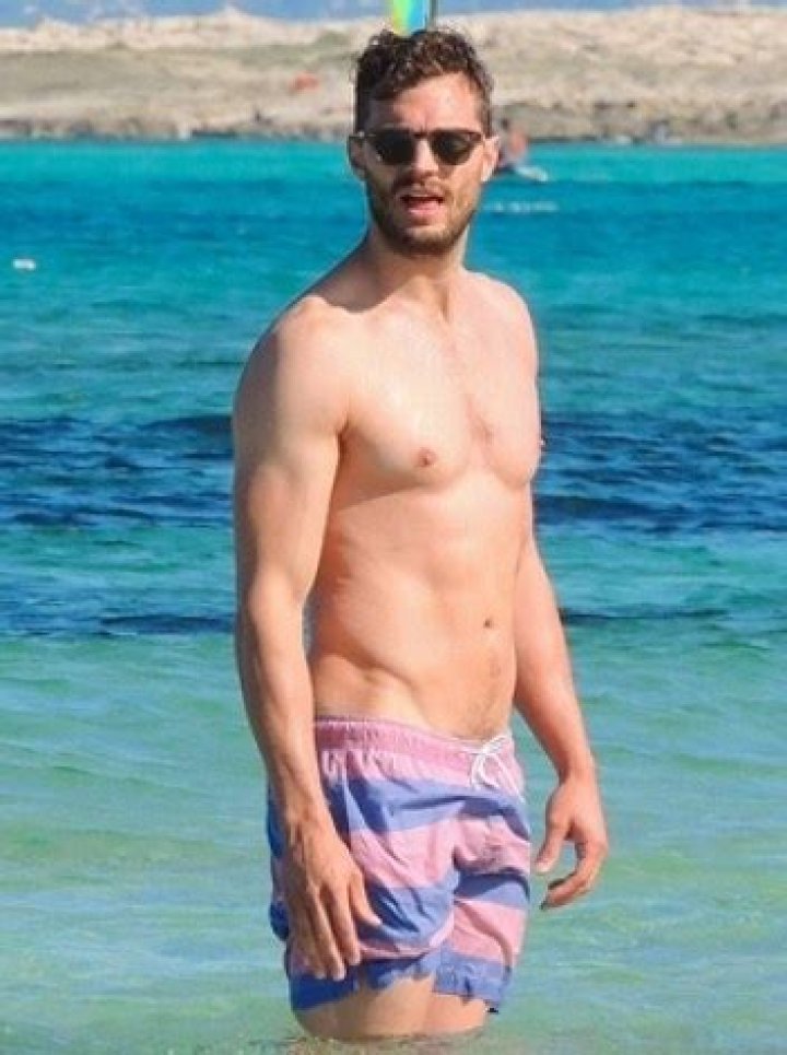 Jamie Dornan body measurements