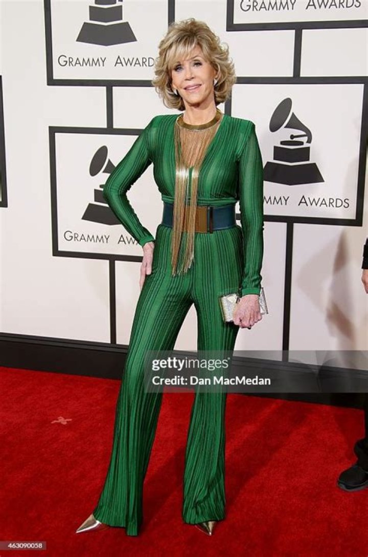 Jane Fonda at Grammy Awards 2015 looking slim