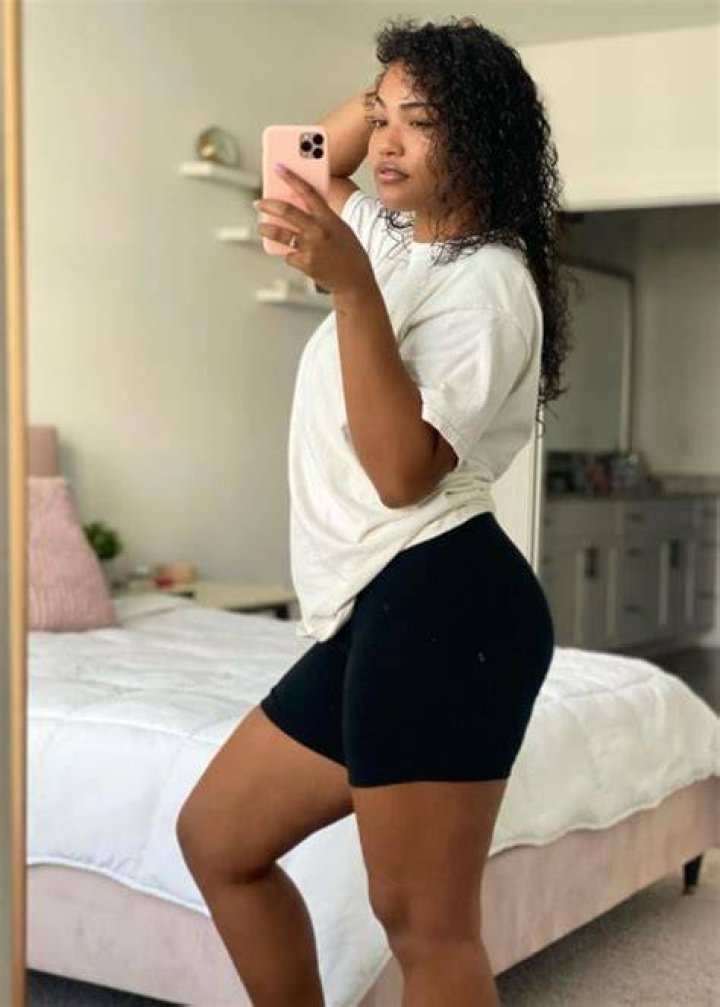 Jasmine2Times as seen in a selfie that was taken in June 2020