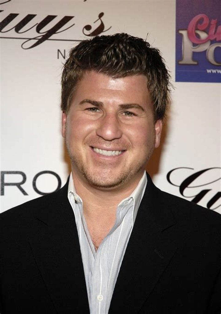Jason Hervey smiling in a picture along with Shannon Hervey