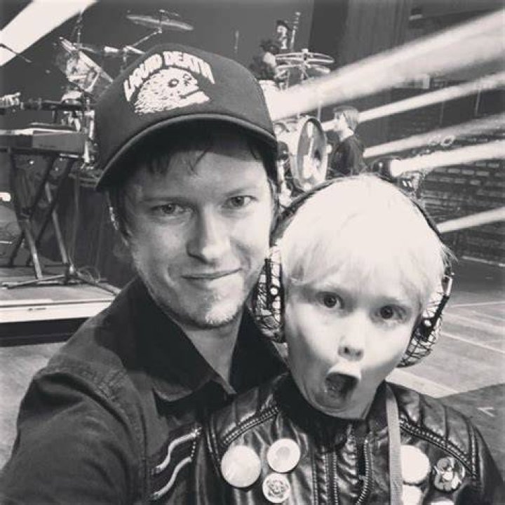 Jason McCaslin with his son as seen in December 2019