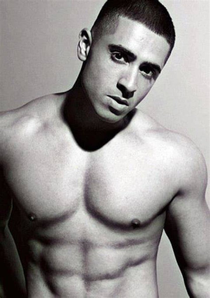 Jay Sean shirtless body