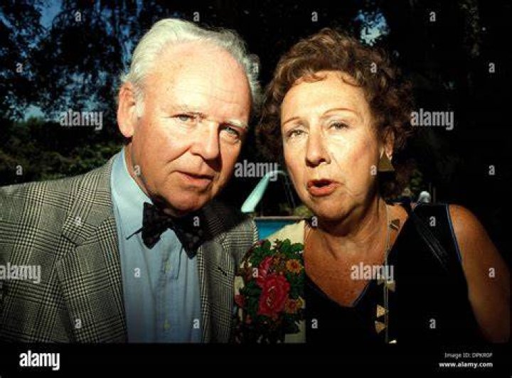Jean Stapleton and Carroll O'Connor as Edith and Archie Bunker from the television program All In the Family