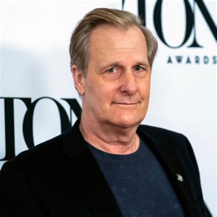 Jeff Daniels as seen at the PaleyFest 2013 panel