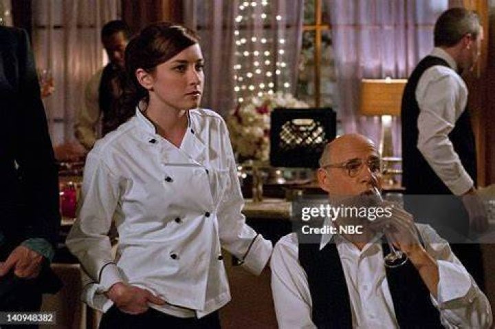 Jeffrey Tambor, Margo Harshman and Joey King films a scene for TV show "Bent"