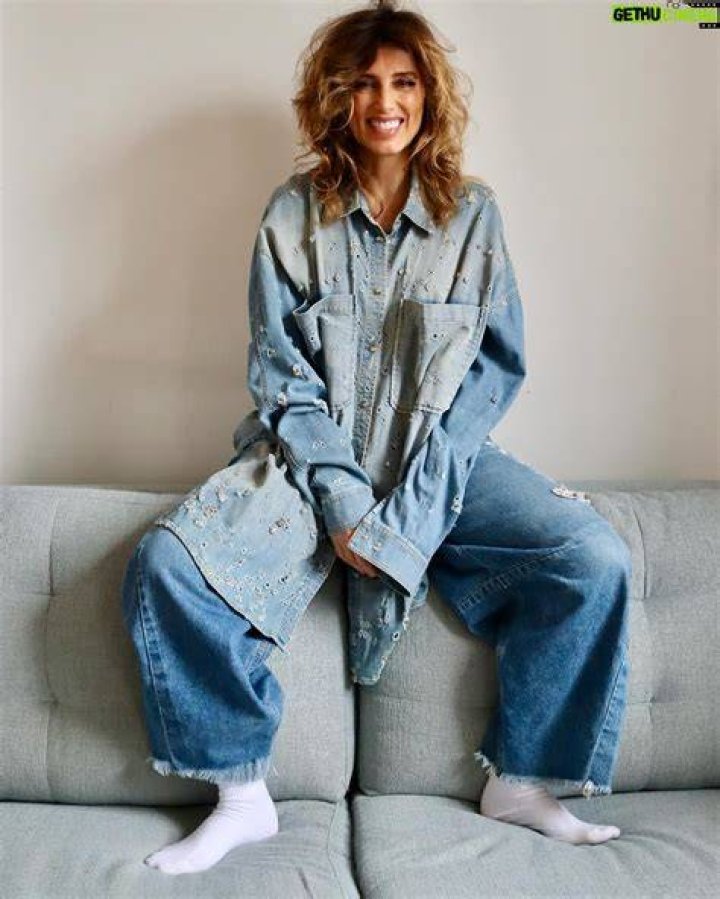 Jennifer Esposito in an Instagram selfie as seen in July 2020