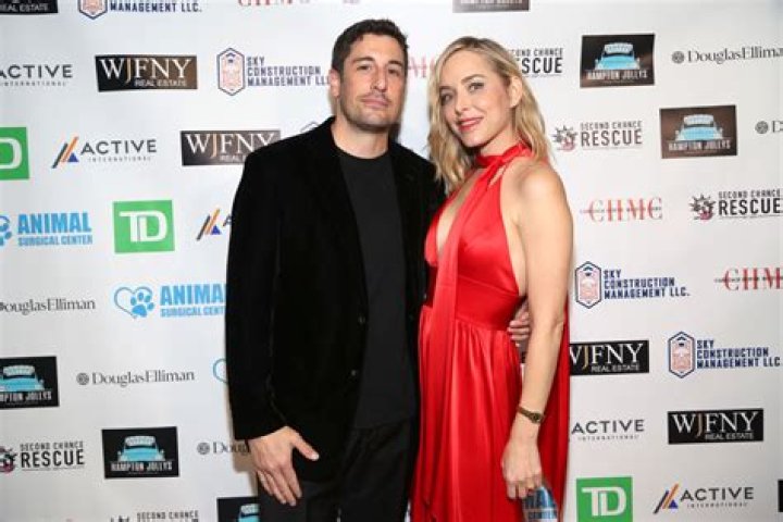 Jenny Mollen and Jason Biggs in a selfie in June 2014