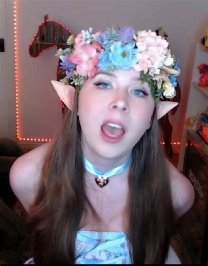 Jenny Nicholson in an Instagram selfie as seen in September 2016