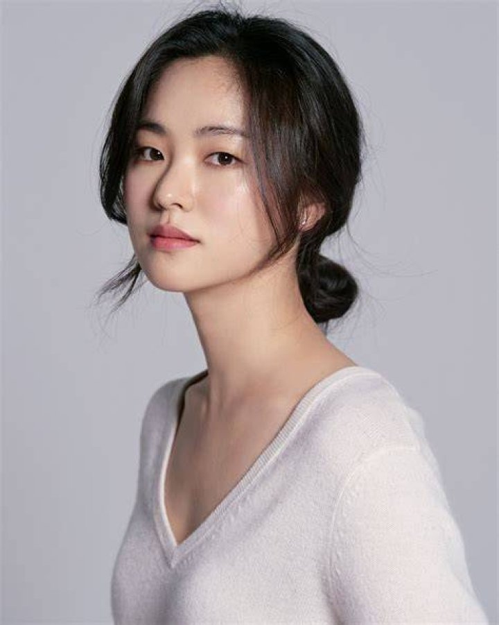 Jeon Yeo-been for Marie Claire Korea
