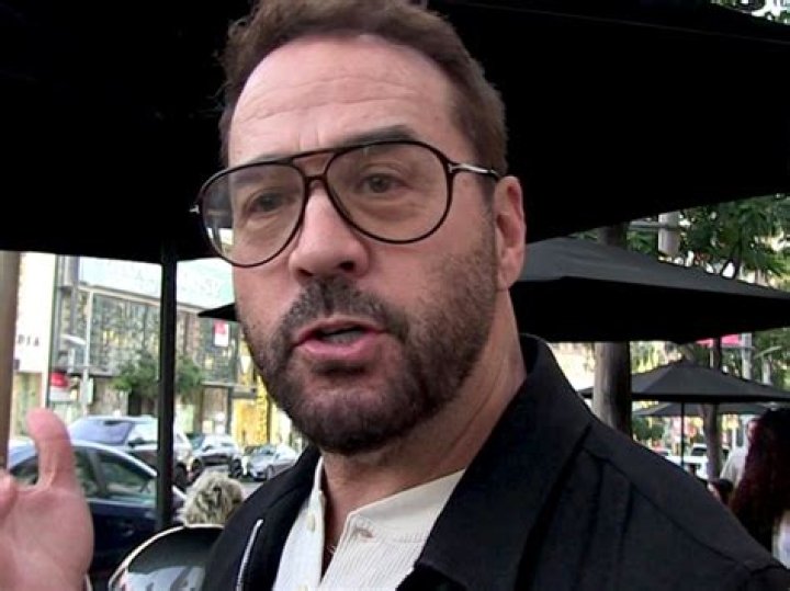 Jeremy Piven in an Instagram Selfie from May 2020