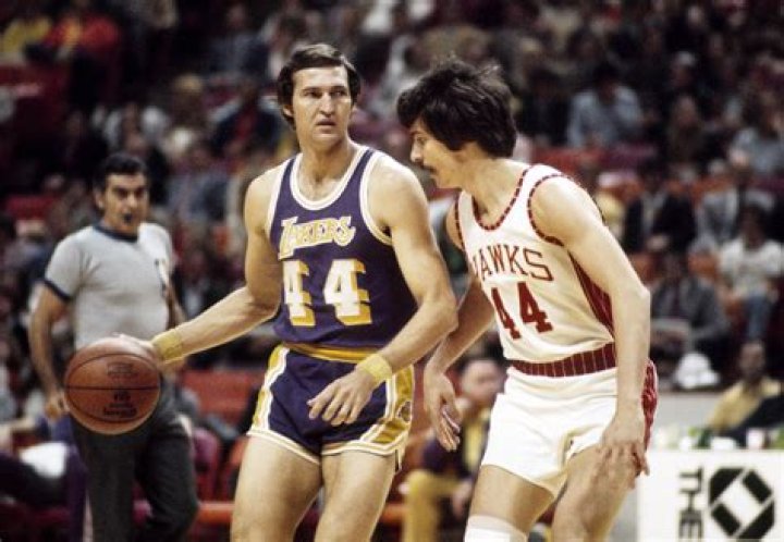 Jerry West (Left) and Jeff Mullins as seen in 1971