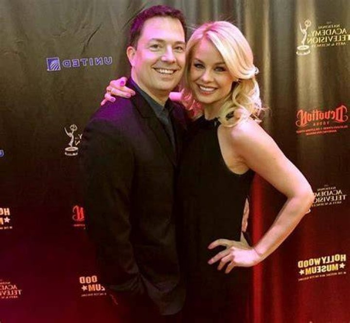 Jessica Collins with her husband and daughter in 2016.
