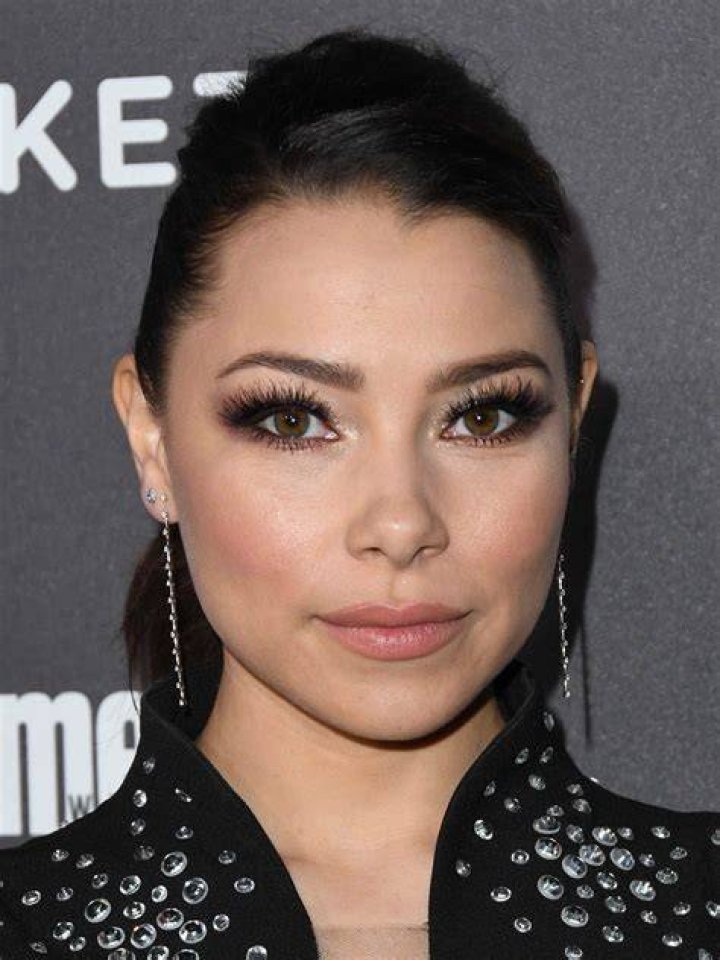 Jessica Parker Kennedy