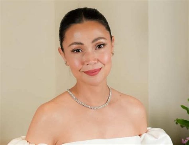 Jodi Sta.Maria at Barrio Fiesta sa London 2016