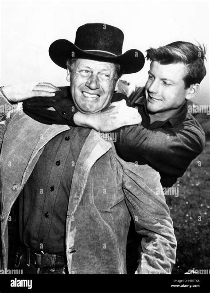 Joel McCrea as seen with Veronica Lake in a screenshot from Preston Sturges' 'Sullivan's Travels' (1941)