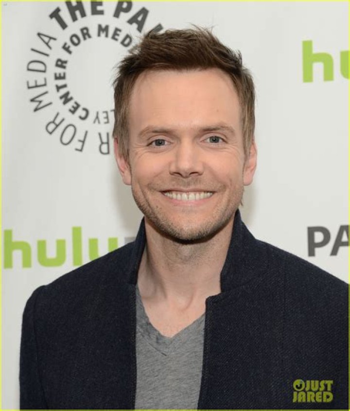 Joel McHale at the PaleyFest Community night in 2010