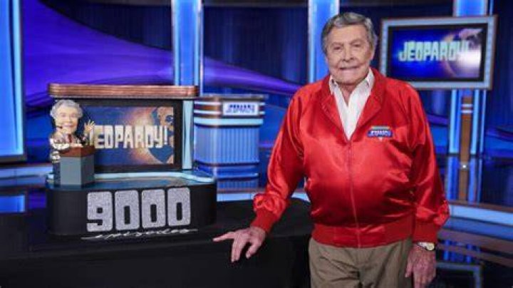 Johnny Gilbert hosting Jeopardy! in September 2017