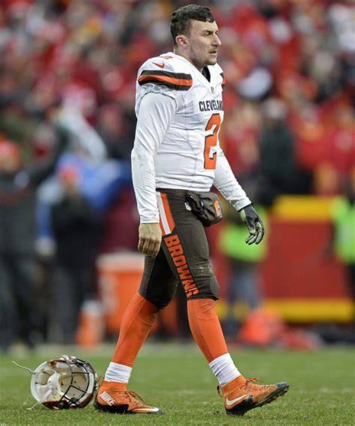 Johnny Manziel prior to a match between Cleveland Browns and San Diego Chargers on October 4, 2015