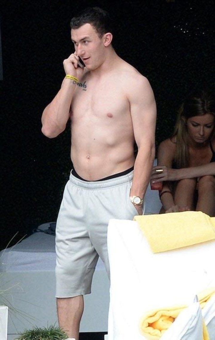Johnny Manziel shirtless body