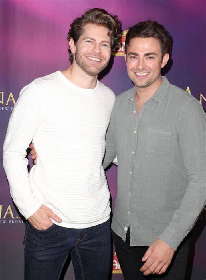 Jonathan Bennett (Right) with Jaymes Vaughan in October 2018