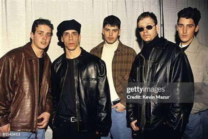 Jonathan Knight backstage at the 1990 Grammy Awards